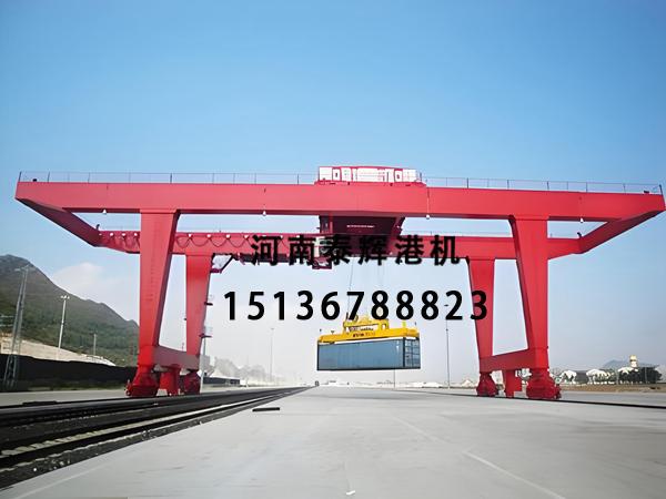 无人值守集装箱龙门吊如何实现真正自动化运营