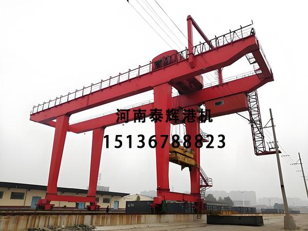 铁路集装箱龙门吊适用哪些复杂场地