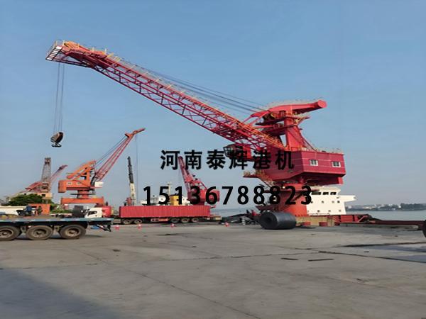 广东深圳港口扩容换装选 MQ4043 门座吊吗